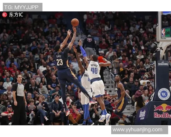 戴维斯在对阵鹈鹕的比赛中狂砍41分展现超强实力引发热议